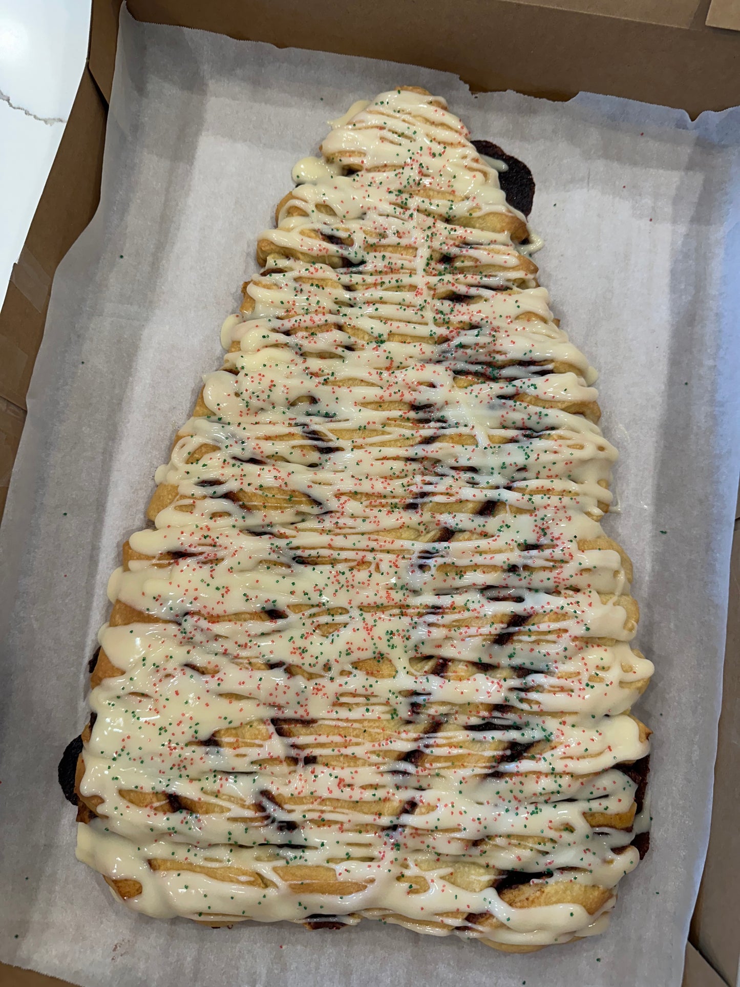 Christmas Tree Pull Apart Cinnamon Roll